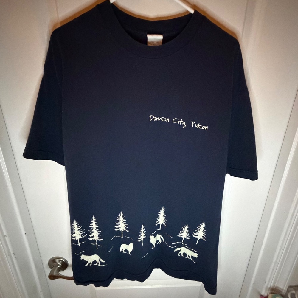 Vintage Y2k Dawson‎ City Yukon Wolf Nature Graphic Navy Blue T-Shirt Sz Mens XL